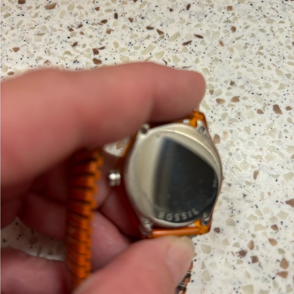 Fossil Women’s Orange Stretch Band Watch - Picture 4 of 7